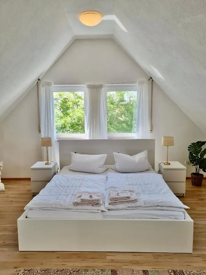 Pensjonat Karuna Haus Bad Windsheim